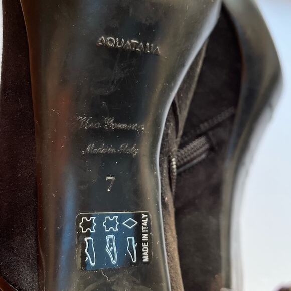 Aquatalia Suede Side Zip Ankle Bootie - Picture 8 of 9